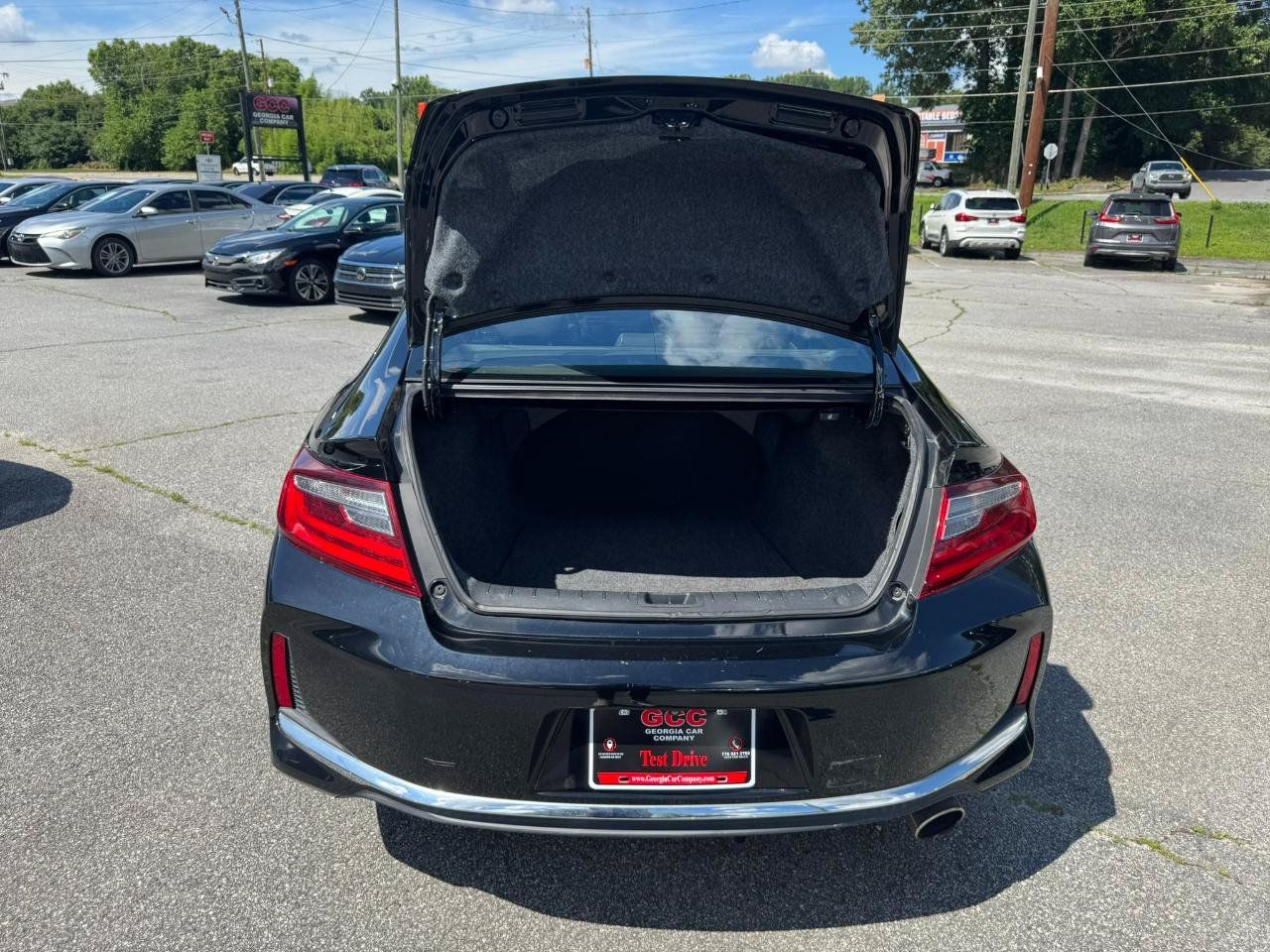 Used 2017 Honda Accord EX image 27