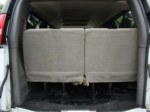 Used 2019 Chevrolet Express 3500 LT w/ LT Preferred Equipment Group image 21