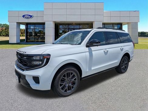 New 2025 Ford Expedition Platinum w/ Stealth Performance Package AWD/4WD image 4