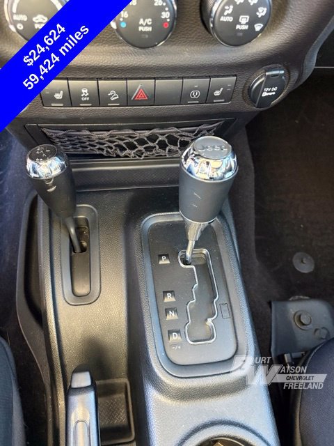 Used 2018 Jeep Wrangler Unlimited Rubicon w/ Cold Weather Group AWD/4WD image 28