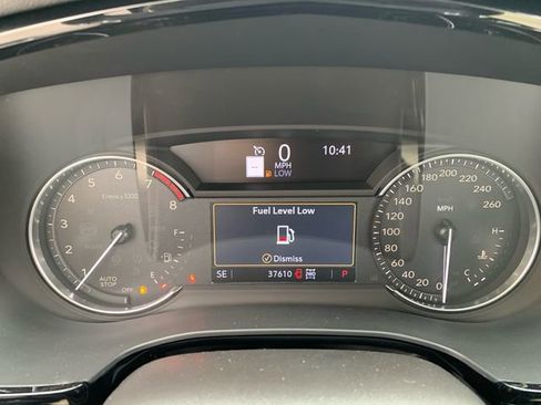 Used 2023 Cadillac XT6 Sport image 21