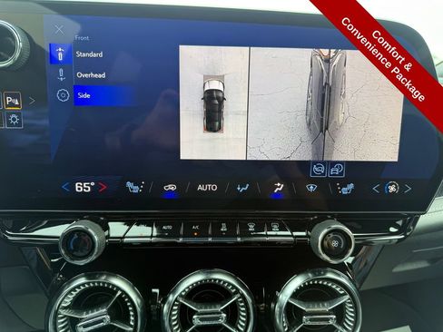 Used 2024 Chevrolet Blazer EV LT AWD/4WD image 29
