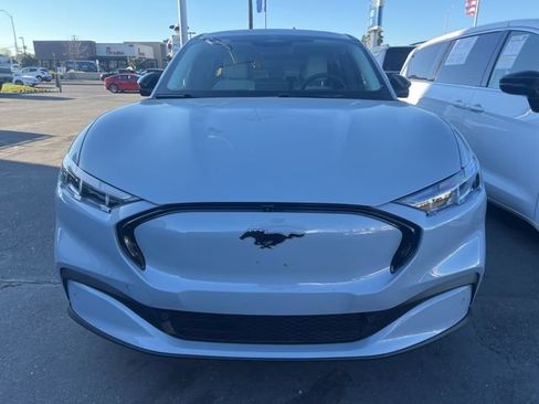 Certified 2025 Ford Mustang Mach-E Premium image 2