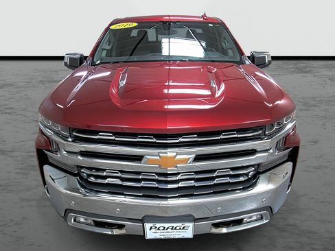 Used 2019 Chevrolet Silverado 1500 LTZ w/ LTZ Plus Package AWD/4WD image 6