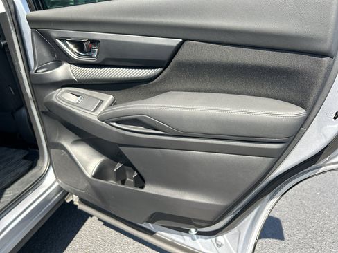 Used 2024 Subaru Ascent Premium w/ Convenience Package image 23