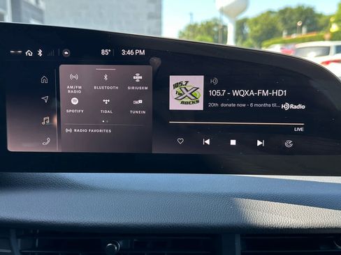 Used 2024 Lucid Air Touring AWD/4WD image 23