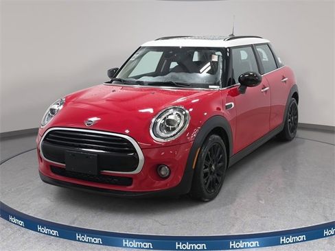 Used 2021 MINI Cooper 4-Door Hardtop w/ 6.5" Touchscreen Package image 3