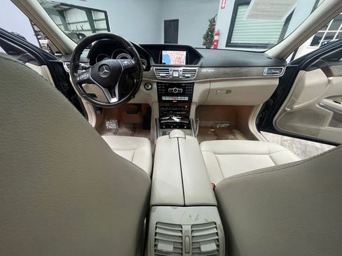 Used 2014 Mercedes-Benz E 350 Sport image 36