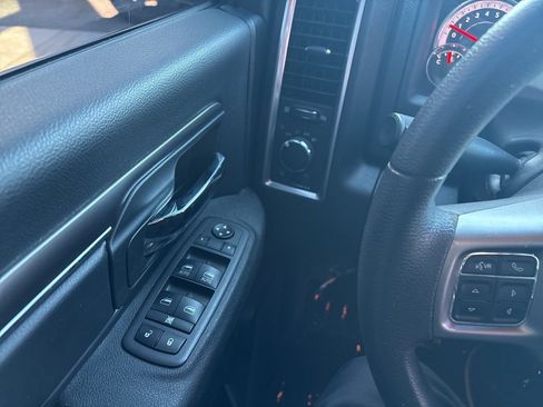 Used 2022 RAM 1500 Classic Warlock w/ Electronics Group image 17