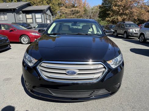 Used 2017 Ford Taurus SEL w/ Equipment Group 201A image 2