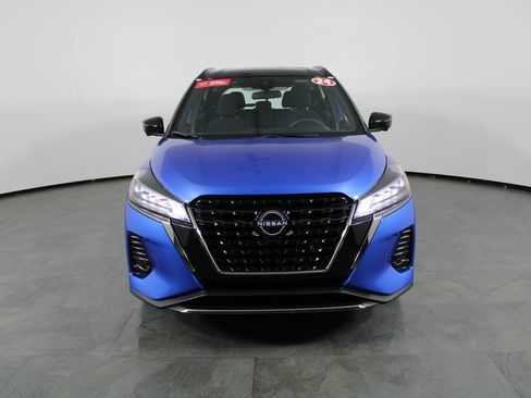 Certified 2024 Nissan Kicks SR FWD image 13