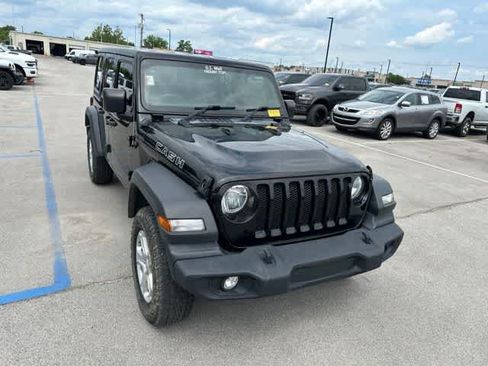 Used 2021 Jeep Wrangler Unlimited Sport w/ Cold Weather Group AWD/4WD image 22