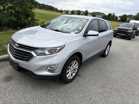 Used 2019 Chevrolet Equinox LT AWD/4WD image 5