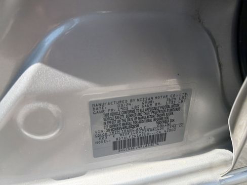 Used 2024 Nissan Versa SV FWD image 28