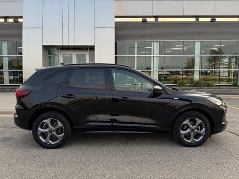 Used 2023 Ford Escape ST-Line w/ Tech Pack #1 AWD/4WD image 34