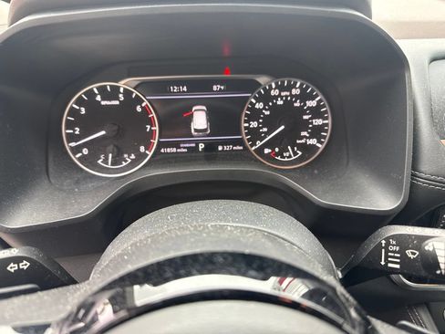Used 2023 Nissan Rogue SL w/ SL Premium Package FWD image 4