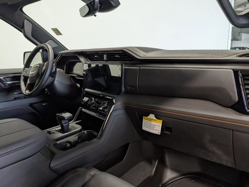 Used 2025 GMC Sierra 1500 AT4 w/ AT4 Premium Package image 22