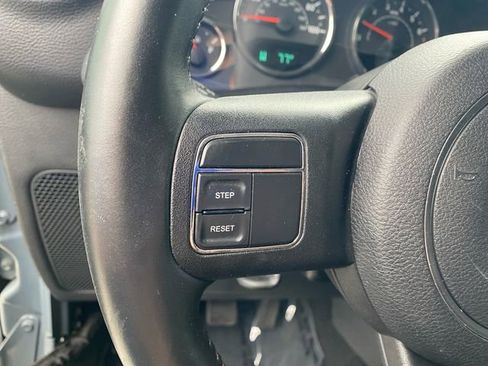 Used 2015 Jeep Wrangler Unlimited Sport w/ Quick Order Package 23S AWD/4WD image 18