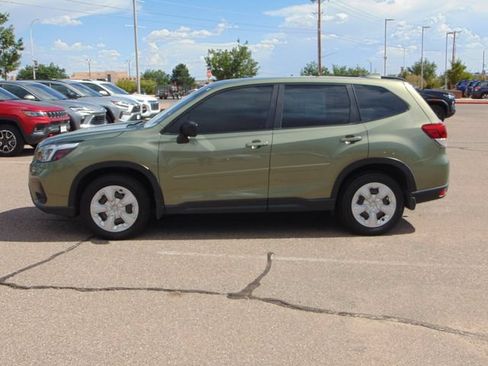 Used 2021 Subaru Forester AWD/4WD image 7
