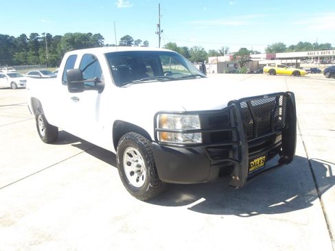Used 2011 Chevrolet Silverado 1500 W/T image 4