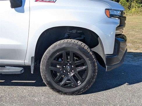 Used 2021 Chevrolet Silverado 1500 LT Trail Boss image 12