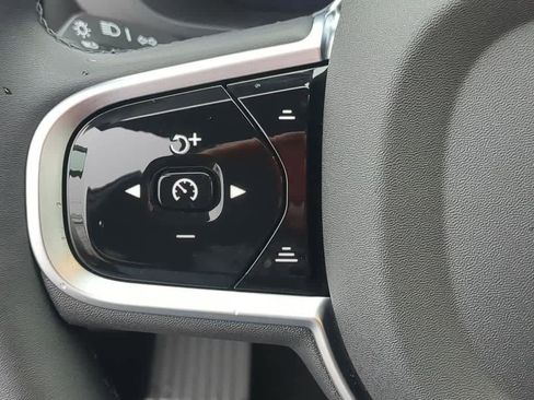 Certified 2026 Volvo XC60 B5 Plus w/ Protection Package Premier image 22