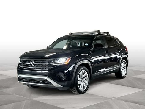 Certified 2023 Volkswagen Atlas Cross Sport SE FWD image 4