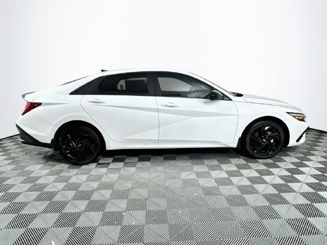 New 2026 Hyundai Elantra SEL FWD image 9