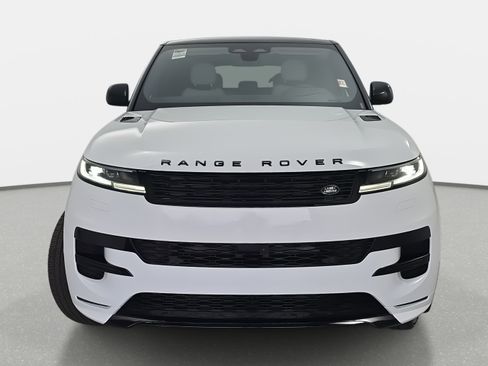 New 2026 Land Rover Range Rover Sport Dynamic SE image 2