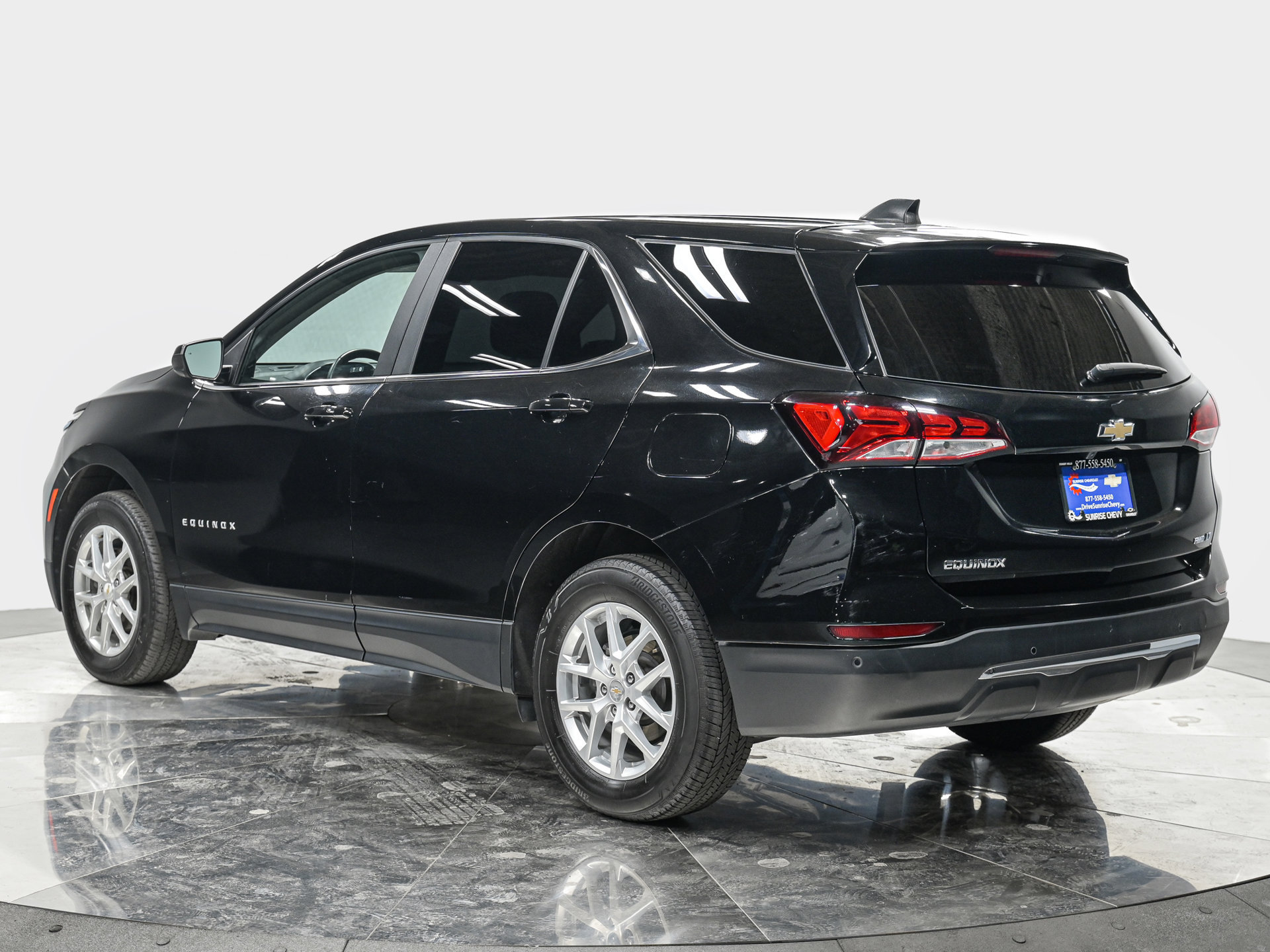 Used 2022 Chevrolet Equinox LT AWD/4WD image 4