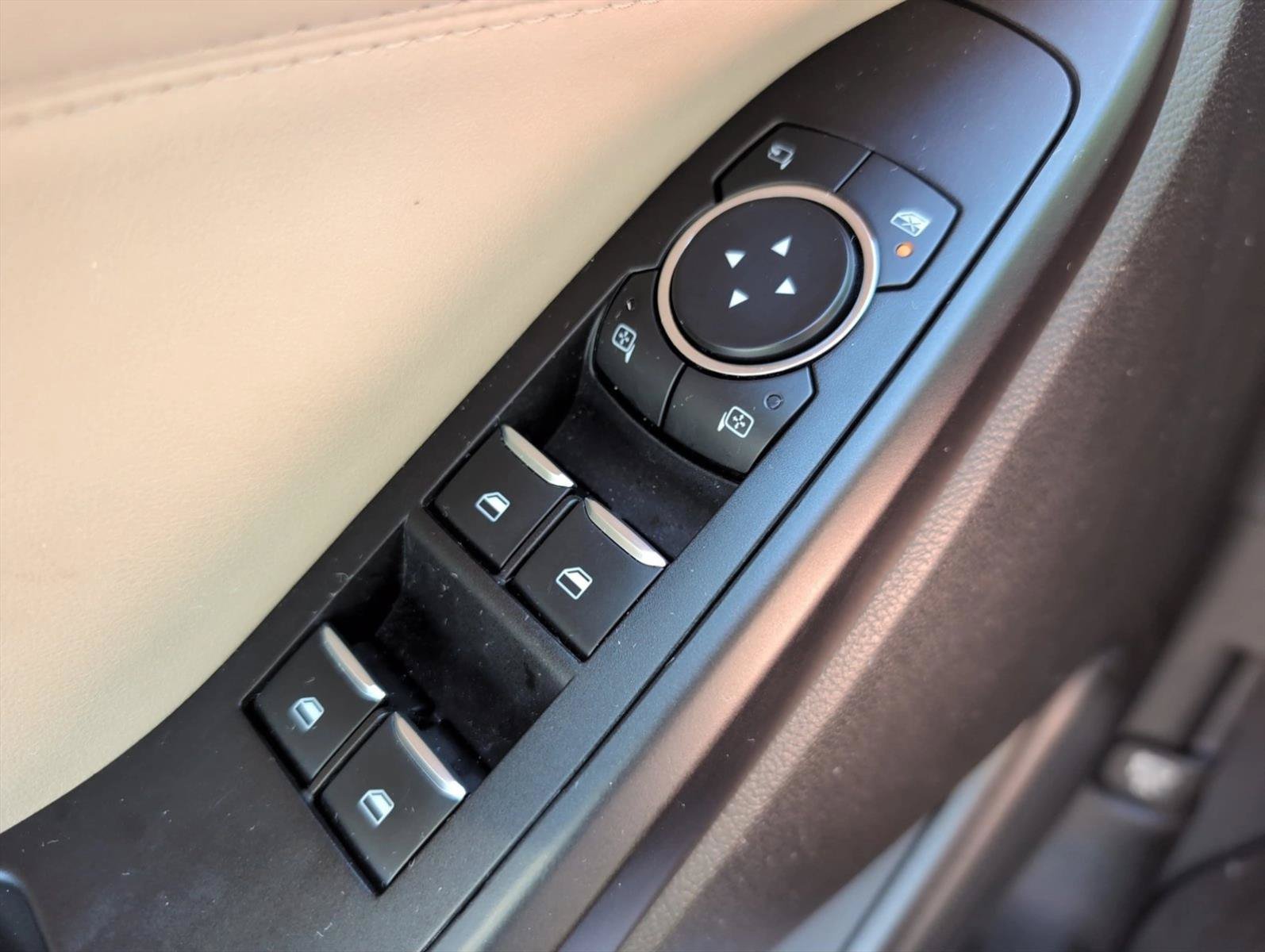 Used 2020 Ford Explorer Limited RWD image 20