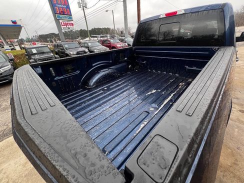 Used 2019 Ford F150 Lariat w/ Equipment Group 502A Luxury AWD/4WD image 14
