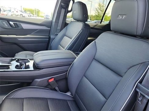 New 2026 Buick Enclave Sport Touring w/ Power Package image 14