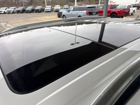 Certified 2023 Ford Explorer Limited w/ Limited Technology Package image 23