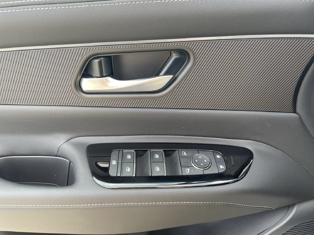 Certified 2025 Nissan Murano SV AWD/4WD image 26