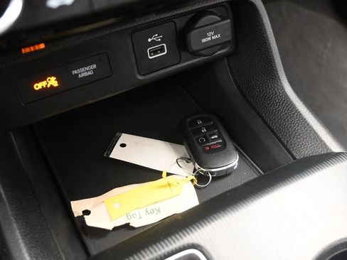 Certified 2024 Honda Civic Sport image 23