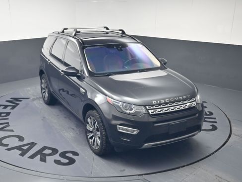 Used 2017 Land Rover Discovery Sport HSE Luxury image 14