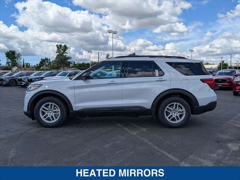 New 2026 Ford Explorer Active image 2