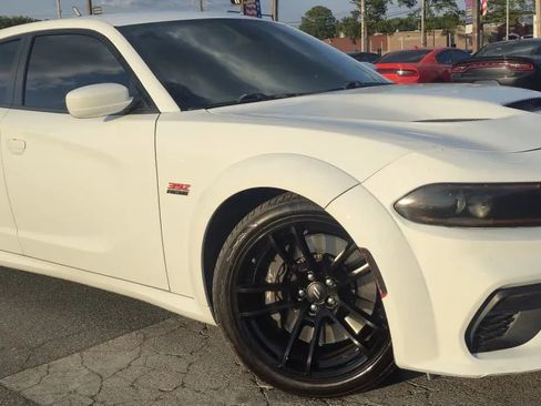 Used 2022 Dodge Charger Scat Pack image 2
