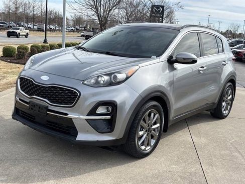 Used 2020 Kia Sportage EX w/ EX Technology Package image 12