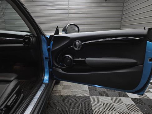 Used 2019 MINI Cooper S FWD image 30