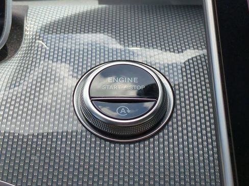 Used 2025 Mercedes-Benz CLE 300 4MATIC Cabriolet image 27