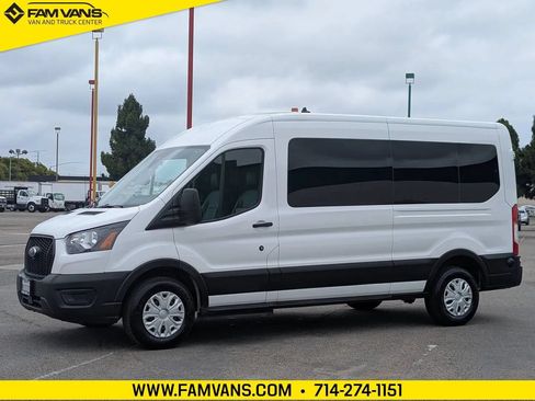 Used 2024 Ford Transit 150 148 Medium Roof RWD image 3