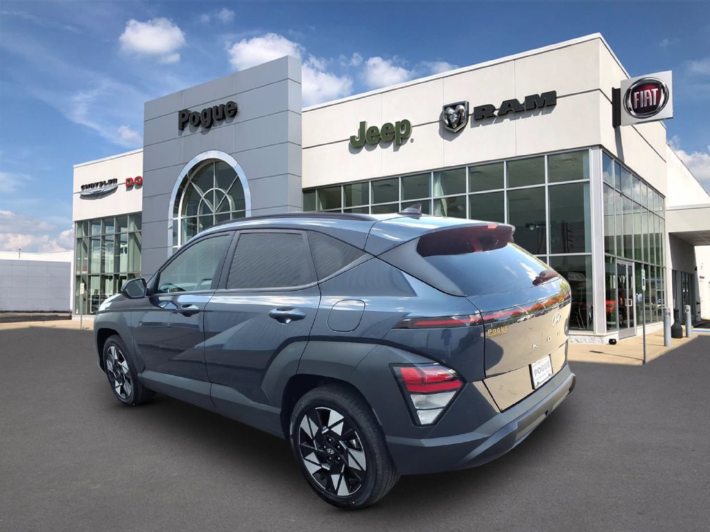 Used 2025 Hyundai Kona SEL FWD image 4