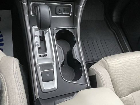 Used 2019 Subaru Ascent Premium w/ Popular Package #2A image 25