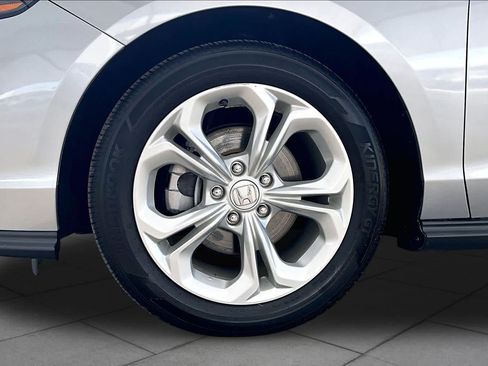 Used 2024 Honda Accord LX image 11