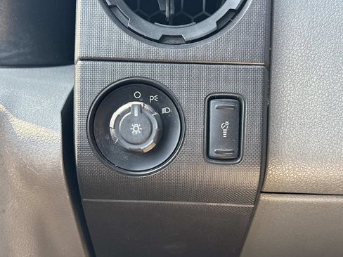 Used 2014 Ford F250 XL w/ Snow Plow Prep Package AWD/4WD image 24