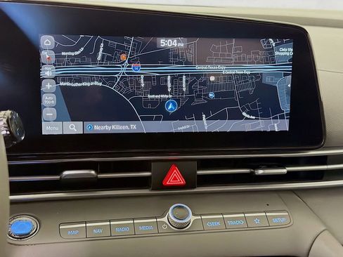 Used 2023 Hyundai Elantra SEL w/ Convenience Package FWD image 14