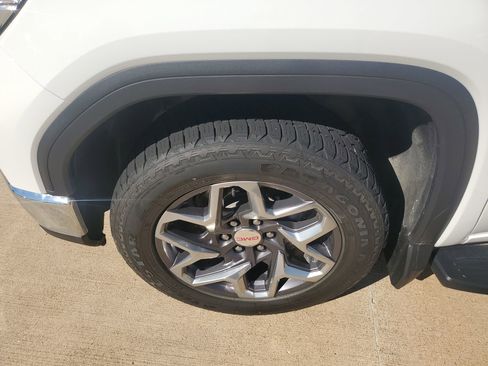 Certified 2023 GMC Sierra 1500 SLT w/ SLT Premium Plus Package image 39