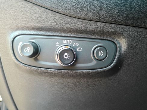 Certified 2024 Chevrolet Equinox Premier AWD/4WD image 22